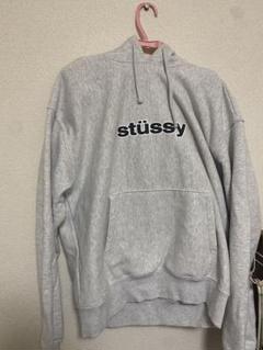 stüssy グレー パーカー バックロゴCHANELロゴ stüssy グレー パーカー バックロゴCHANELロゴ - メルカリ