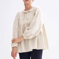 【美品】ヨリ Yori ウールタックパンツ イージーパンツ オフホワイト 34 美品】ヨリ Yori ウールタックパンツ イージーパンツ オフ