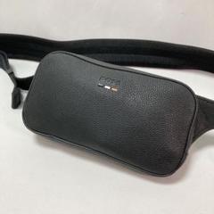 美品】HUGO BOSS ヒューゴ ボス ボディバッグ ロゴ ストライプ
