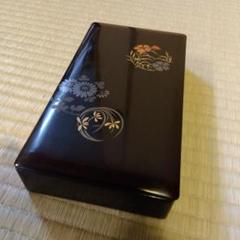 花柄デザインのダークブラウン収納ボックス　漆器