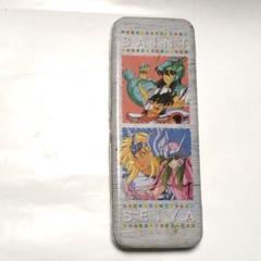聖闘士星矢 缶 ペン ケース　トート バッグ　タペストリー　当時物　レトロ 聖闘士星矢 缶 ペン ケーストート バッグタペストリー当時物レトロ