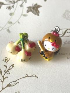 ♡ご当地キティ♡青森、秋田限定！可愛い♡ キーホルダー