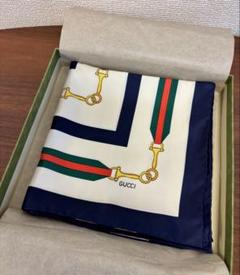 GUCCI　グッチ　ヴィンテージ　カヌー　スカーフ GUCCIグッチヴィンテージカヌースカーフ