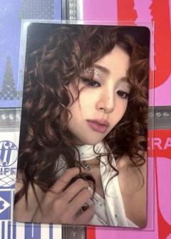LESSERAFIM HOT ユンジン　weverse global ラキドロ