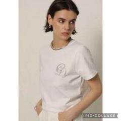 注目の 新品未使用CADUNE（カデュネ）エンブレム刺繍T－shirt （白 トップス