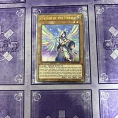 遊戯王　宣告者の神巫　北米版　レリーフ　超深彫個体 遊戯王 宣告者の神巫 北米版 レリーフ 超深彫個体