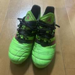 サッカーシューズ 蛍光グリーン スパイク付き