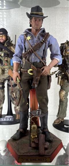 レッド・デッド・リデンプション2 Acme アーサー・モーガン フィギュア Amazon.co.jp: レッドデッドリデンプション2 アーサーモーガン 1