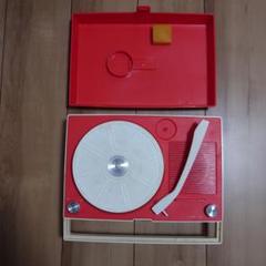 昭和レトロ】ポータブルレコードプレーヤー takt TP-33 - メルカリ
