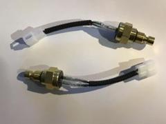 DR30/FJ20/日産/スカイライン/ラジエーターファンスイッチ/2個