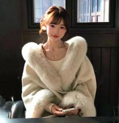 冬にぴったり❤️ベロアアウター✨フェイクファー＆ボリューム袖で女子会やデートに