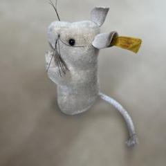 シュタイフの白タグのハツカネズミのぬいぐるみです シュタイフの白タグのハツカネズミのぬいぐるみです
