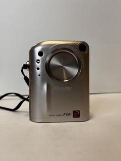 Fujifilm Finepix F601 Zoom 3.1 MP Digital Camera . Working
