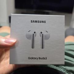 Samsung Galaxy Buds3 未開封 - メルカリ