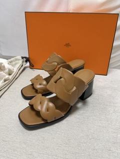 箱つき HERMES エルメス サンダル ギャビー ブラック ゴールド 箱つき HERMES エルメス サンダル ギャビー ブラック ゴールド