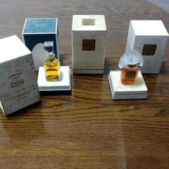 Coty Complice 女性用香水 フラワーキャップ _57.JPG?set_id=880000500F
