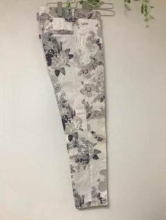 美品 tomorrow land 花柄 パンツ