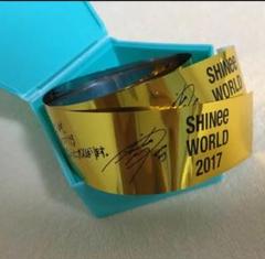 SHINee 銀テープ　まとめ売り SHINee 銀テープ まとめ売り - メルカリ