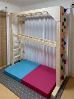 雲梯 室内うんてい タイプC 木目の綺麗なボルダリング全面
