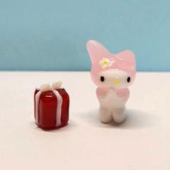 ガラス細工 マイメロディ と プレゼントボックス