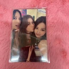 TWICE FLO レア トレカ ピンバッジ モモ サナ ミナ ツウィ TWICE FLO レア トレカ ピンバッジ モモ サナ ミナ ツウィ聖闘士