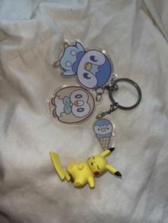 ポケモン、キーホルダーとフィギュア