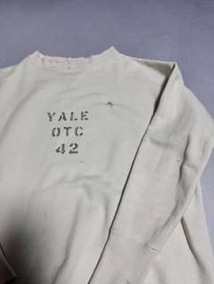 Yale 40s 両Vヴンテージスエット　ステンシル　ビッグサイズ42 ボロ古着 Yale 40s 両Vヴンテージスエット ステンシル ビッグサイズ42