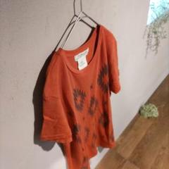 【REMI RELIEF レミレリーフ】Tシャツ オレンジ　ダイア柄