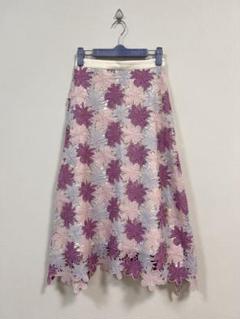 ⭐︎美品⭐︎ QUEENS COURT スカートのサムネイル