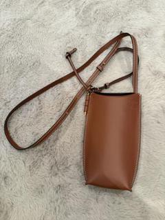 LOEWE GatePocket スマホ ショルダーバッグ ハートチャーム付き
