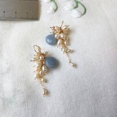 現品限りブルーオパールとパールのピアス14kgf