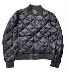 UNIQLO ユニクロ ウルトラライトダウン ダイヤキルトリブブルゾンのサムネイル