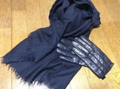 送料込み ジョルジオアルマーニ カシミヤ100%ストール・ラムレザーグローブ 紺