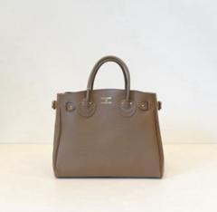 新品！！ヤンオル　EMBOSSED LEATHER BELTED TOTE S