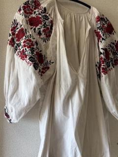 ウクライナ刺繍　ブラウス　リメイク　ヴィンテージ ウクライナ刺繍ブラウスリメイクヴィンテージ