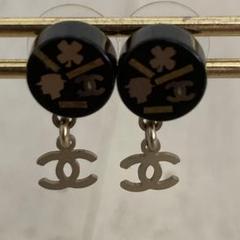 CHANEL シャネル スイングチャームピアス ココマーク 06A CHANEL シャネル スイングチャームピアス ココマーク 06A - メルカリ