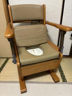 便座昇降リフト機能、暖房便座機能付　uchie ポータブルトイレ中古（1年使用） 2025年最新】uchie ポータブルトイレの人気アイテム - メルカリ
