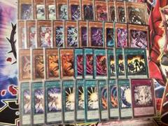 遊戯王　HERO デッキ　新規入り　本格構築　メイン41枚＋EX15枚 デッキ販売】遊戯王 HEROデッキ 本格構築 - メルカリ