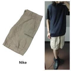 Nike ベージュ カーゴショートパンツ　ナイキ　短パン　刺繍　jorts
