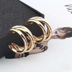 ボリューム3連フープピアス ゴールド R2051