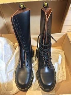ドクターマーチン　イングランド製　UK4 Dr.Martens ドクターマーチン 14ホール UK4 イングランド製新品