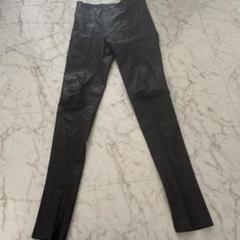 Balenciaga スキニーパンツ ブラック FW24/25 1724e170014-1.jpg