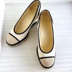 美品 CHANEL シャネル パンプス ココマーク ロゴ バイカラー 21.5 美品 CHANEL シャネル パンプス ココマーク ロゴ バイカラー 21.5