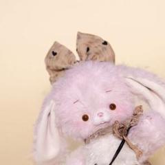 キュートな仔豚ちゃん ぬいぐるみ アーティストベア 海外作家様 ハンドメイド お耳がかわいい仔兎 アーティストベア テディバニー 海外作家様