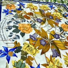 エルメス スカーフ カレ90 ヘラスの花 Fleurs d'Hellade エルメス スカーフ カレ90 ヘラスの花 Fleurs d'Hellade - メルカリ