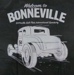 M&M ホットロッド　フォード　デュースクーペ　ミニカー　アメ車　ビッグスケール ミニカー 1931 フォード・ホットロッド セダン 赤/黒 アメリカン