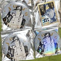 空条承太郎　75mmホログラム缶バッジ4点　ジョジョワールド　Ver.Sktch 空条承太郎 75mmホログラム缶バッジ2点 ジョジョワールド Ver