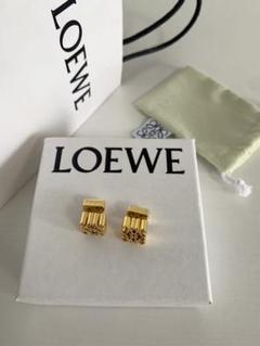 LOEVE ロエベ アシンメトリーピアス ゴールド ロエベ LOEWE アナグラム アシンメトリー ピアス 真鍮 ゴールド
