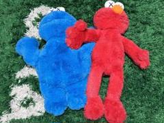 UNIQLO x KAWS x Sesame Street ユニクロ×カウズ×セサミ