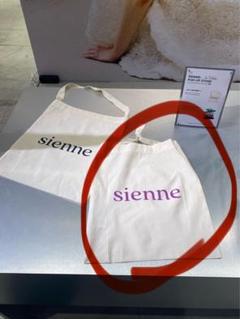 【新品タグ付き】sienne　シエンヌ スウェット　トレーナー　レース　韓国 Sienne(シエンヌ) スウェット・トレーナー(レディース) - 海外
